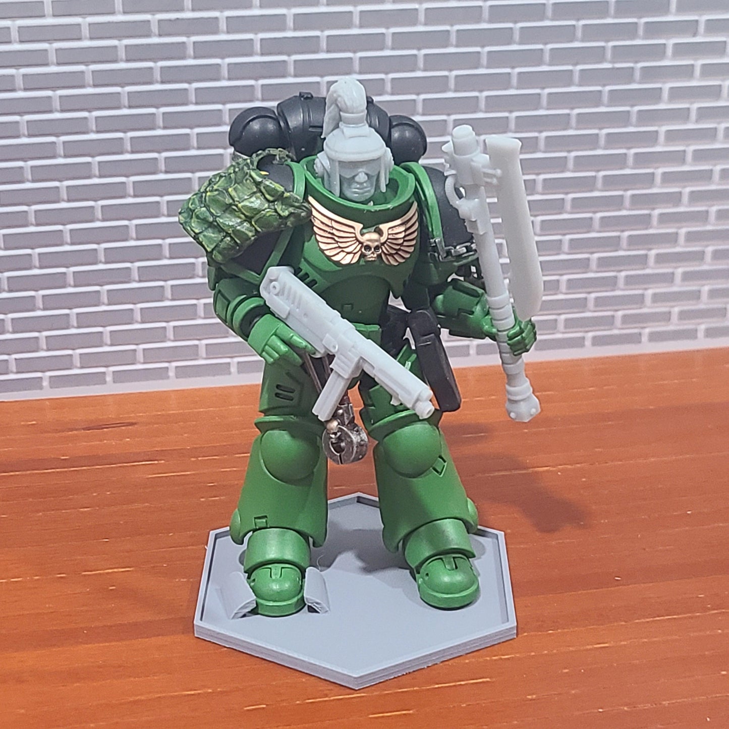 Grey Hex Bases Compatible with JoyToy Warhammer 40K Salamanders Space Marine Action Figures by 18th Scale Armory