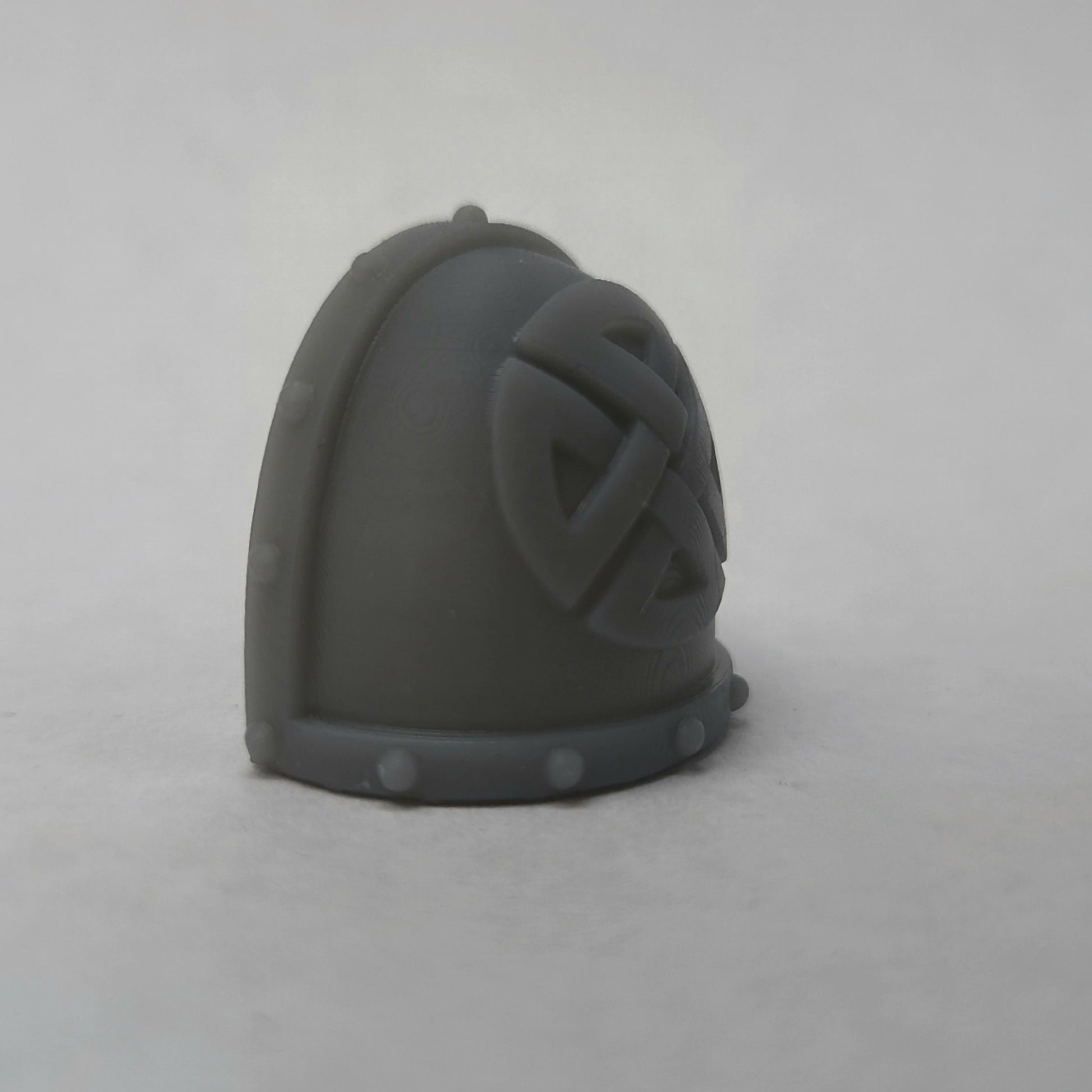 Fell Blooded 1st Warhost Heraldry MKVII Shoulder Pad Studded compatible with JoyToy Space Marine Action Figures by 18th Scale Armory Right