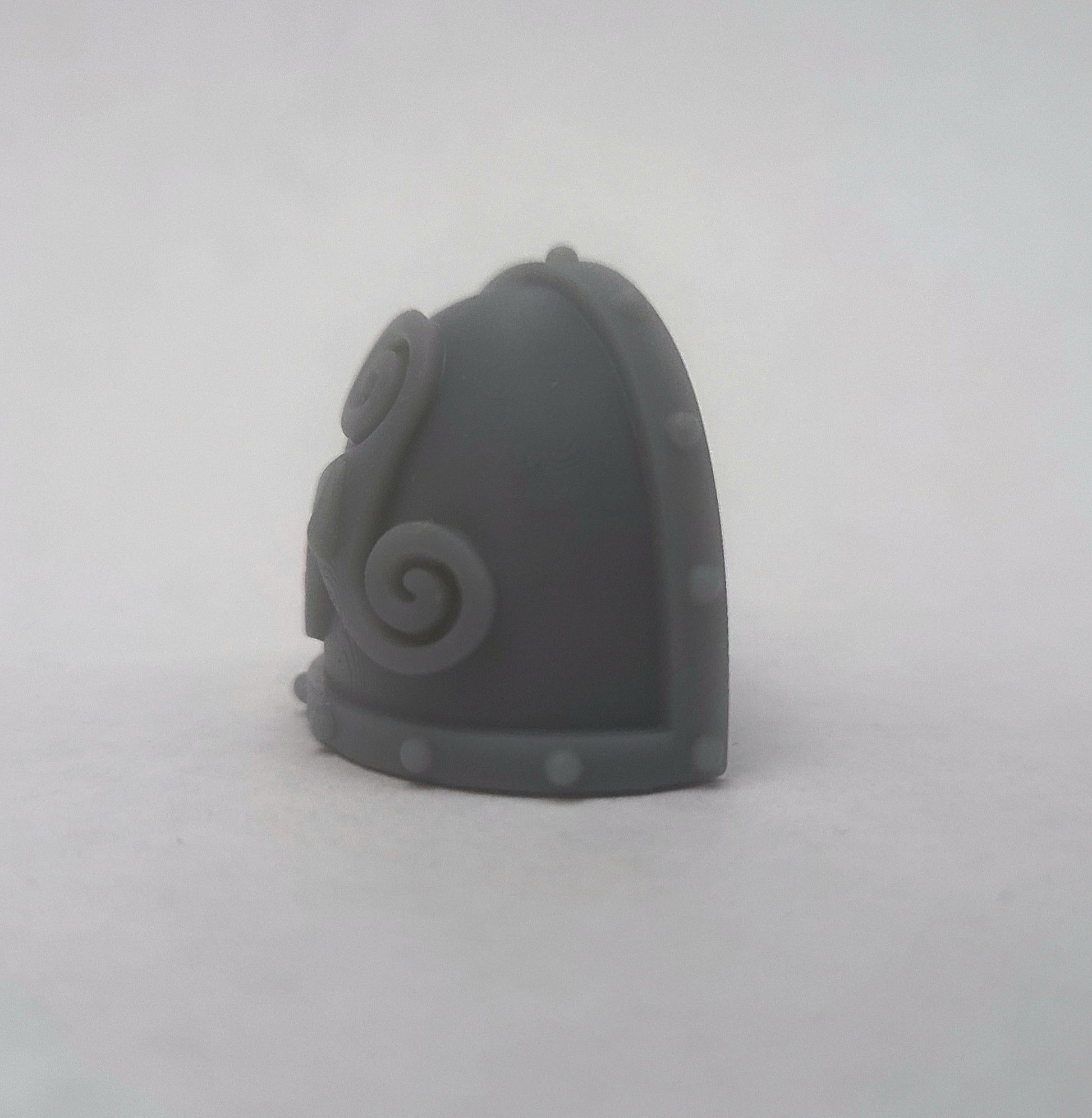 Fell Blooded Chapter Heraldry MKVII Shoulder Pad Studded compatible with JoyToy Space Marine Action Figures by 18th Scale Armory Left Angle