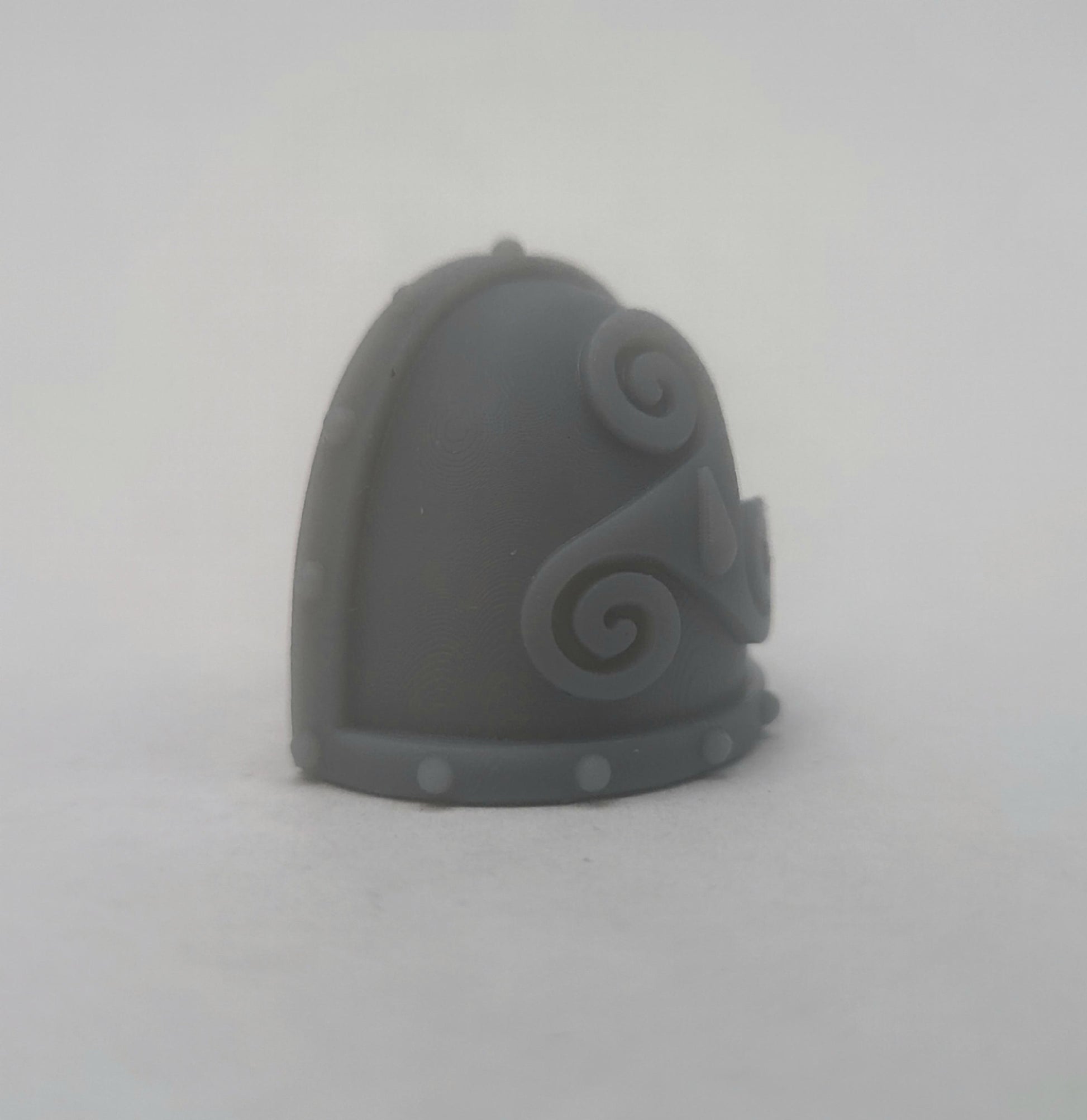 Fell Blooded Chapter Heraldry MKVII Shoulder Pad Studded compatible with JoyToy Space Marine Action Figures by 18th Scale Armory Right