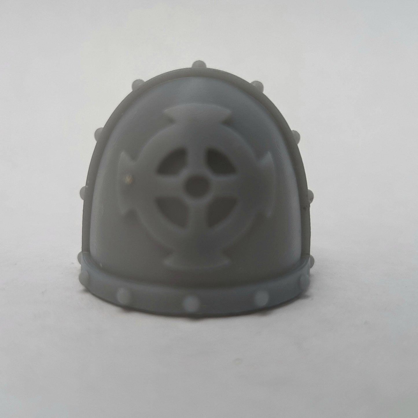 Fell Blooded Culann Blades MKVII Shoulder Pad Studded compatible with JoyToy Space Marine Action Figures by 18th Scale Armory