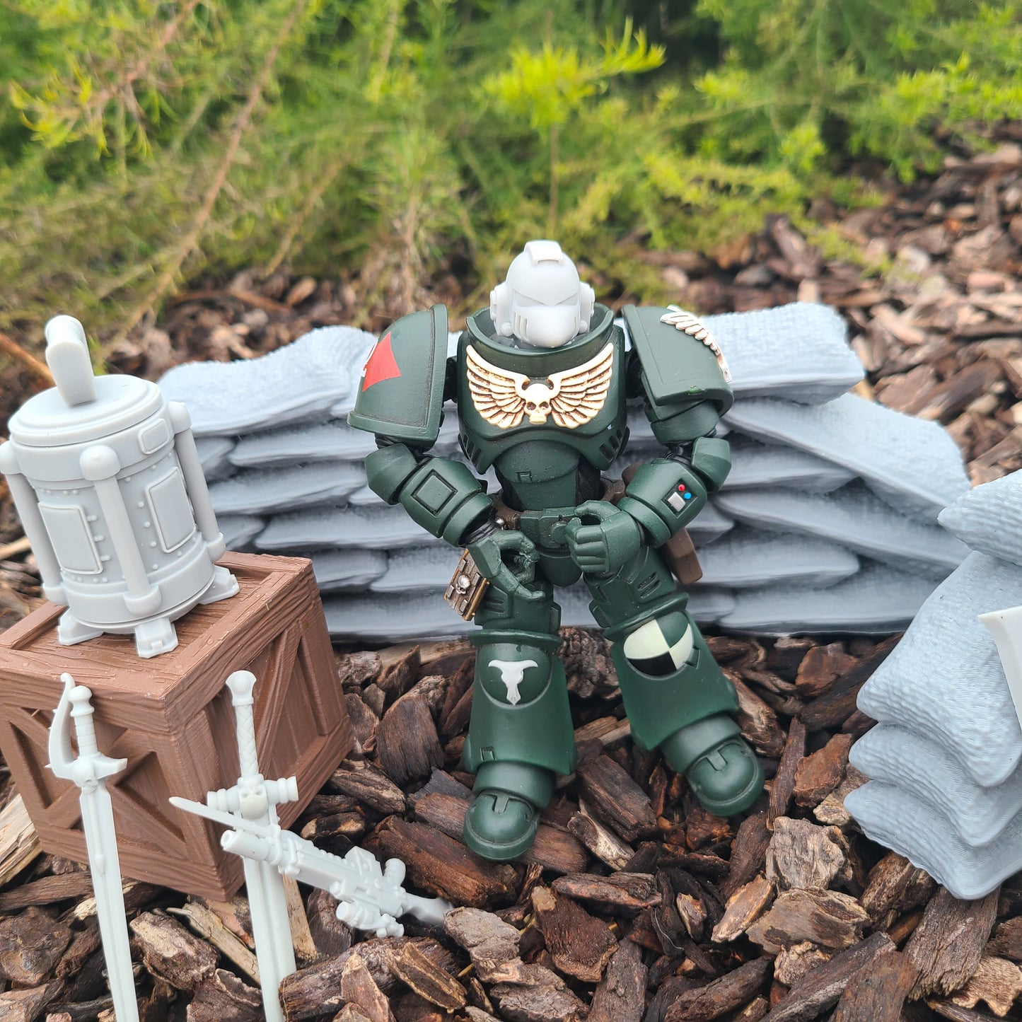 Minotaurs Chapter Knee Pad Iconography for JoyToy Grimdark Marine Action Figures Custom 1:18th Scale Parts