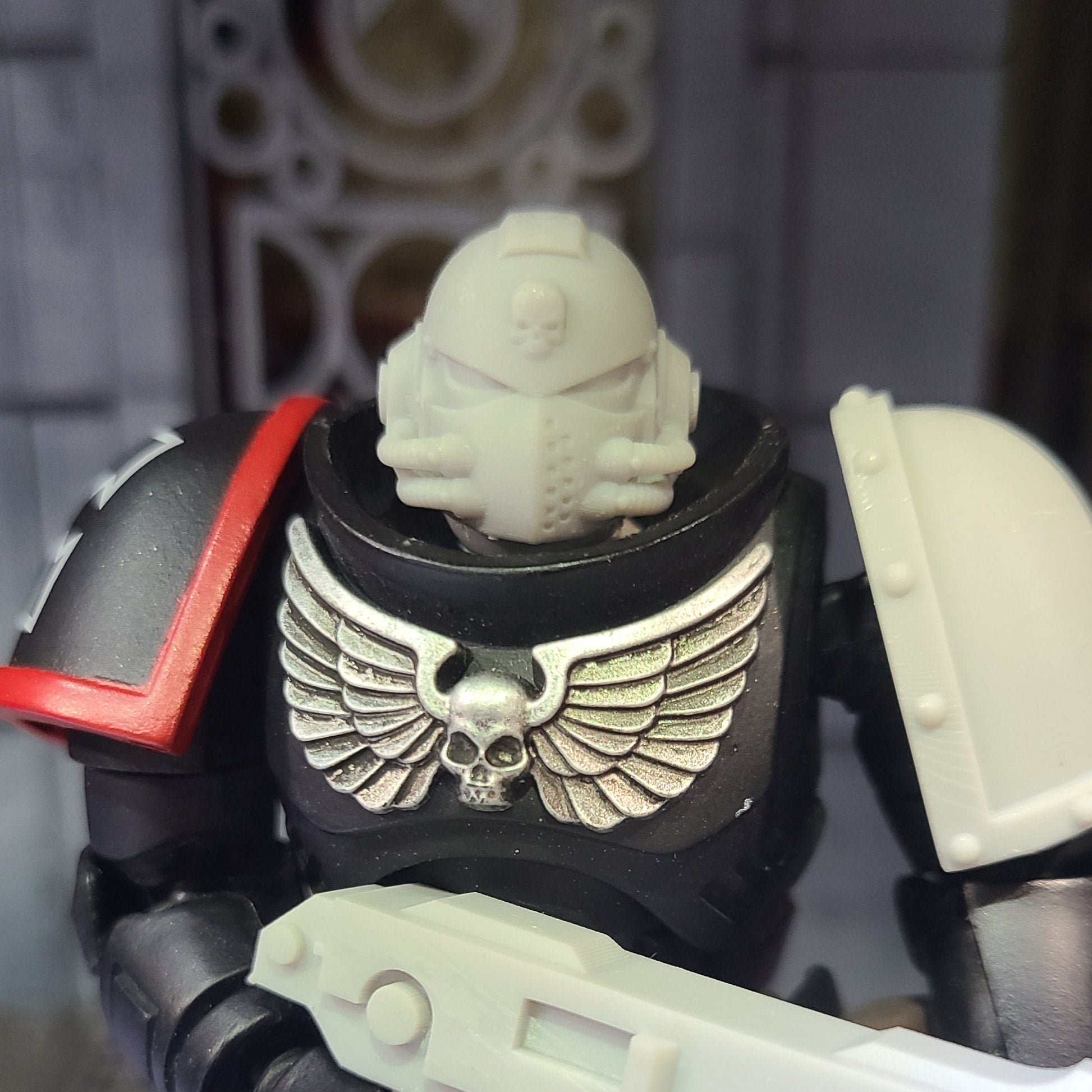 Knight Helmet with Skull and Two Tubes for JoyToy Loyalist Marine Action Figures Custom 1:18th Scale Parts