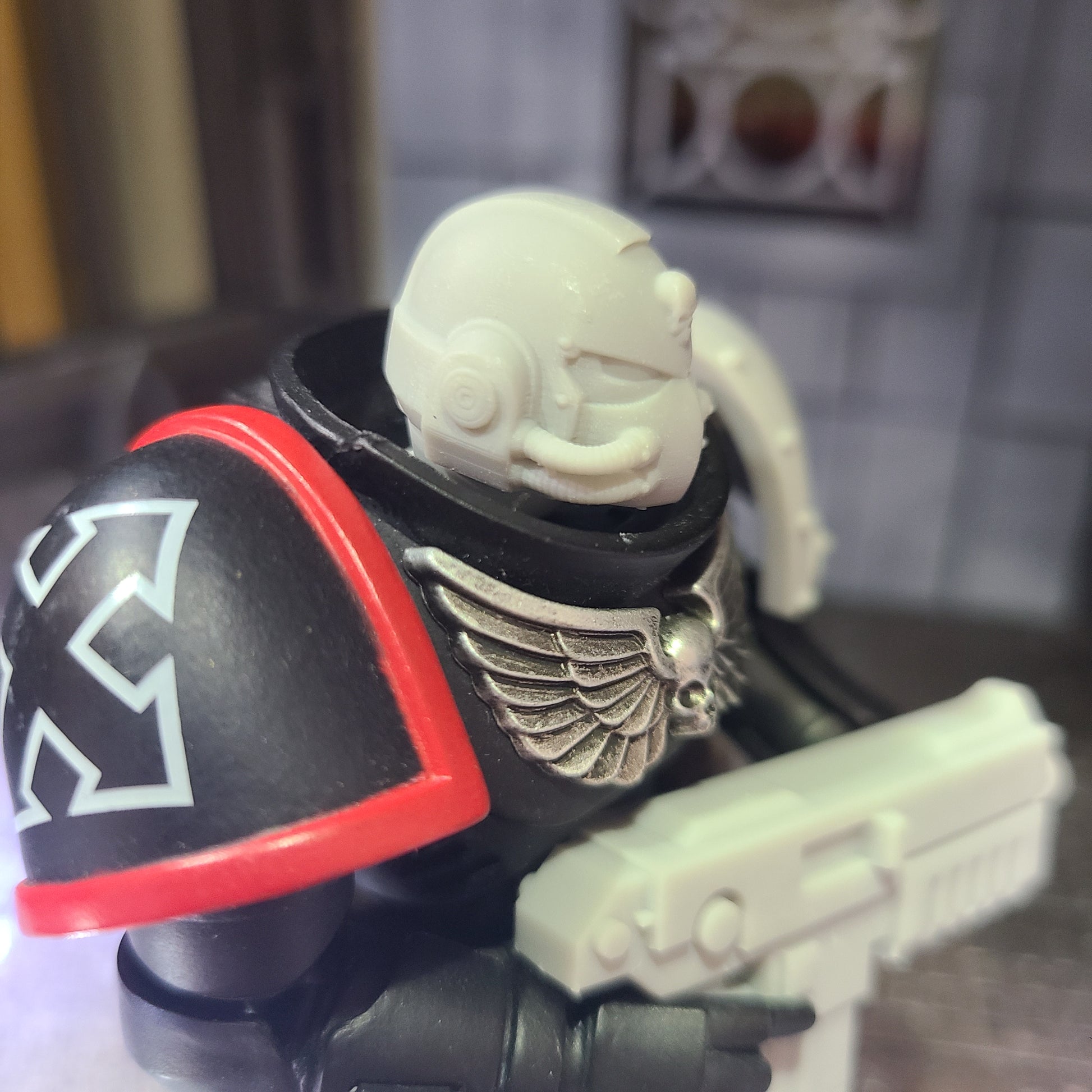 Grey Knight Helmet with Skull and Two Tubes for JoyToy Loyalist Marine Action Figures Custom 1:18th Scale Parts