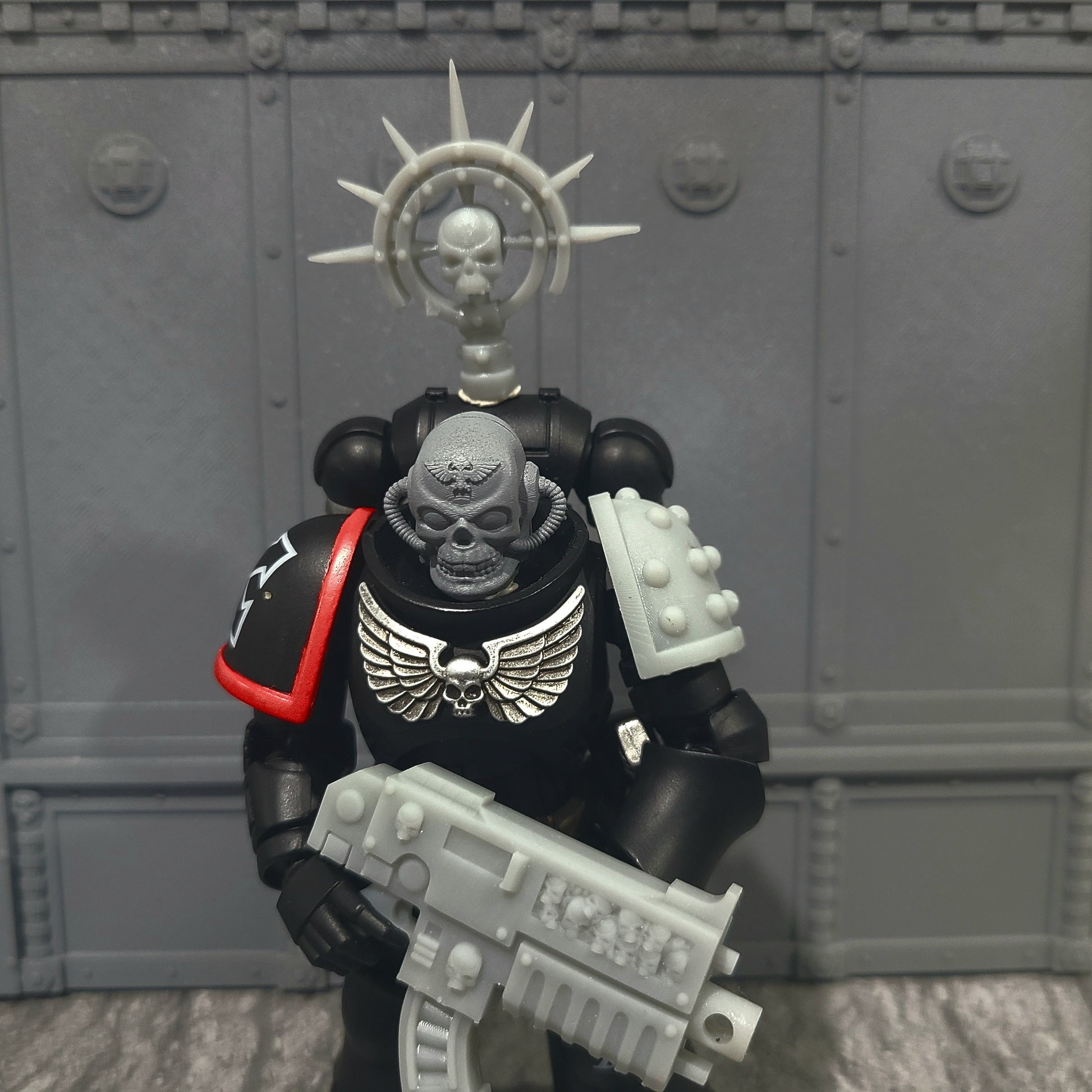 Backpack Mount Iron Halo with Skull compatible with JoyToy Loyalist Marine Action Figure 1:18th Scale Custom Accessory