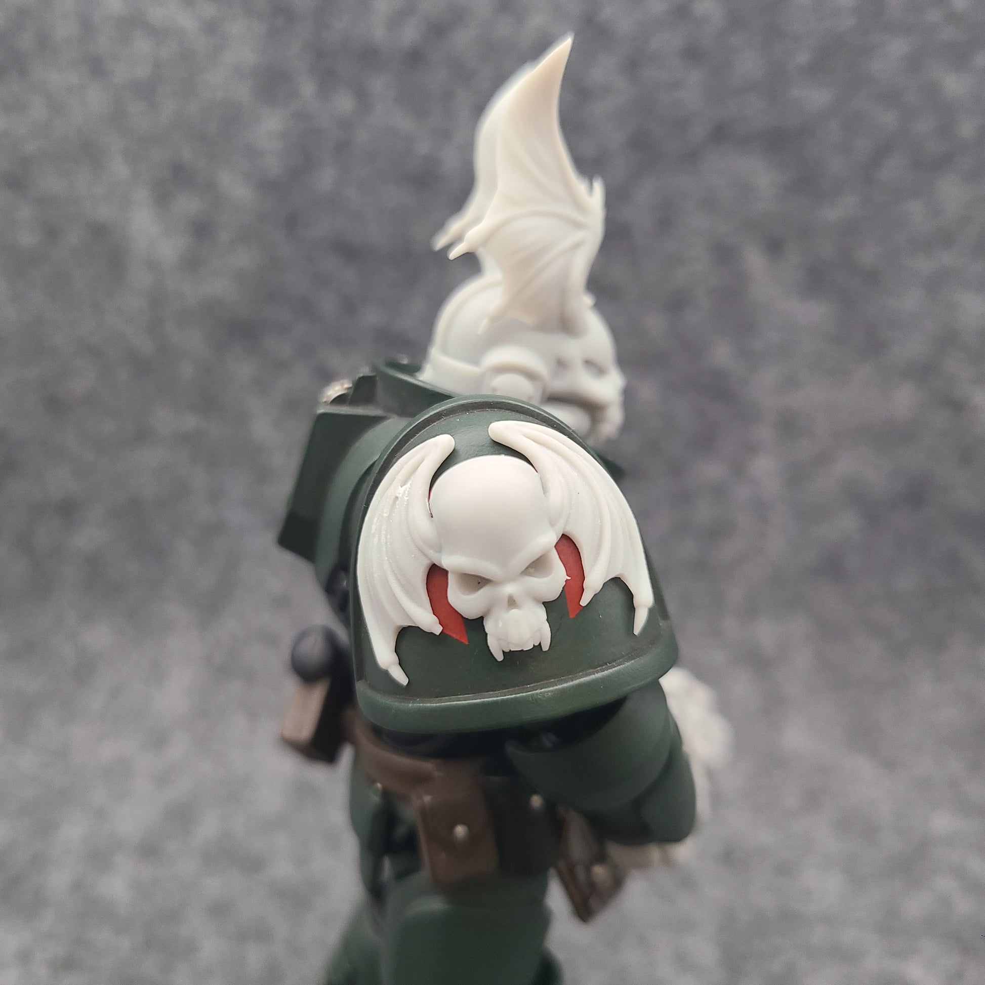 Custom Night Lords Shoulder Pad Decal: 3D Shoulder Pad decal compatible with JoyToy Space Marine 1:18th Scale Action Figures