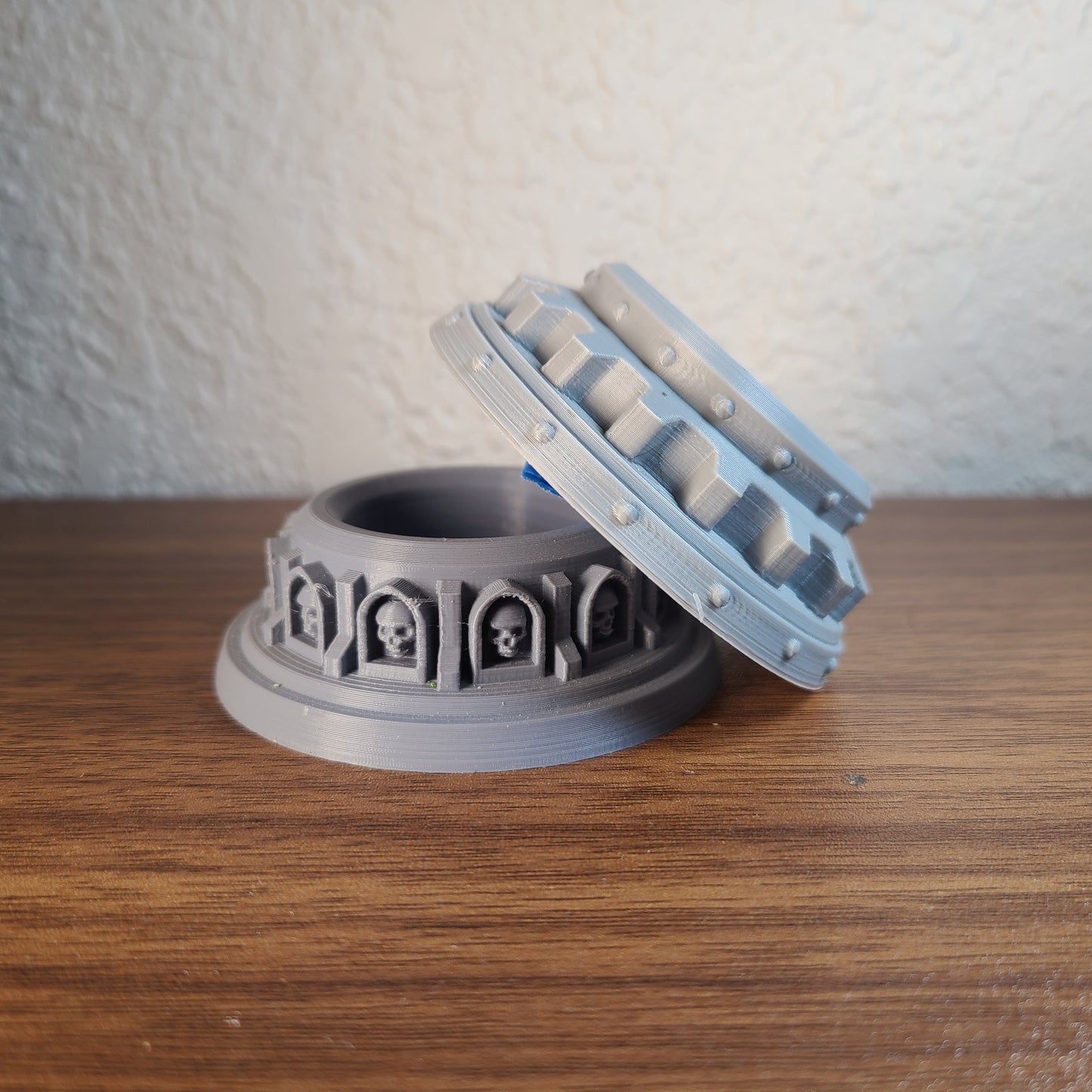 Mechanical Gear and Inquisition Skulls Citadel Paint Pot Holder