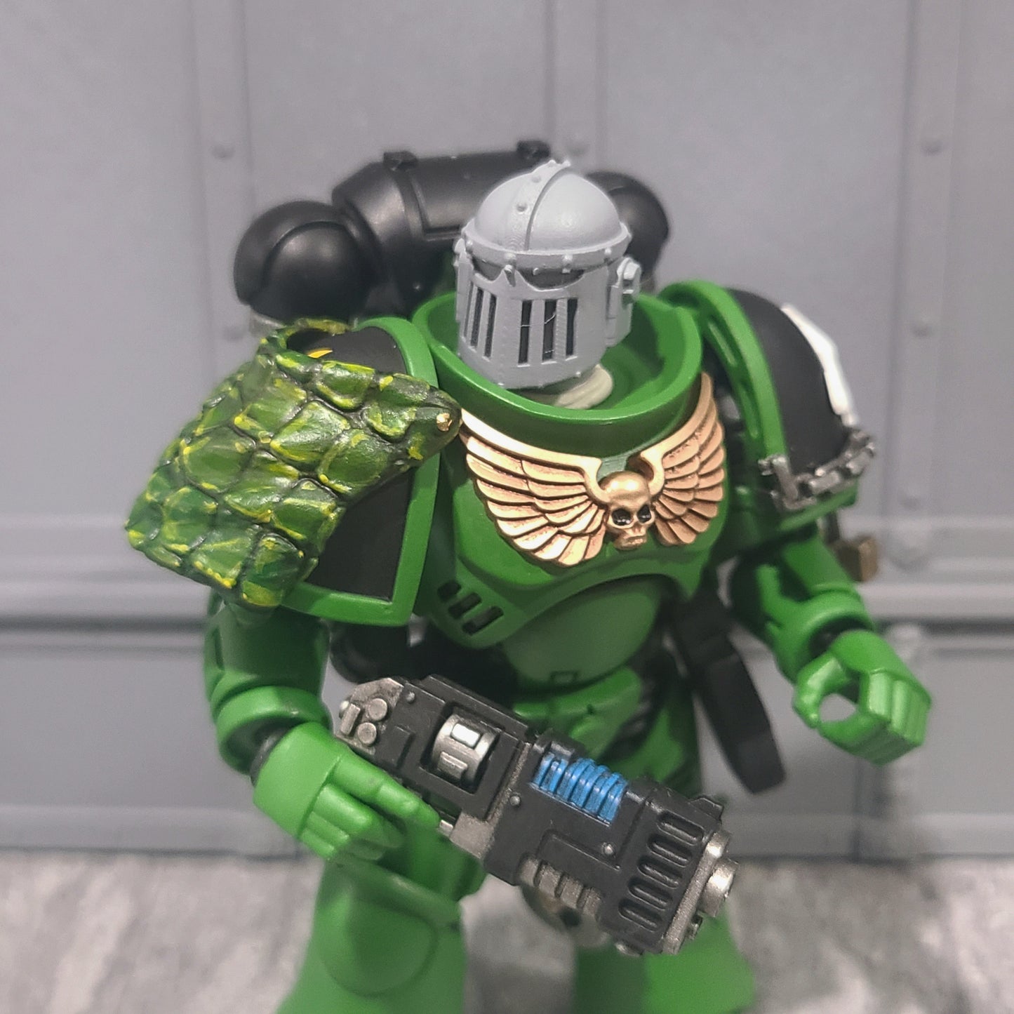 Shoulder Pad Add-on Dragon Scale Skin: Salamanders Scale for JoyToy Grimdark Marine Action Figures Custom 1:18th Scale Parts