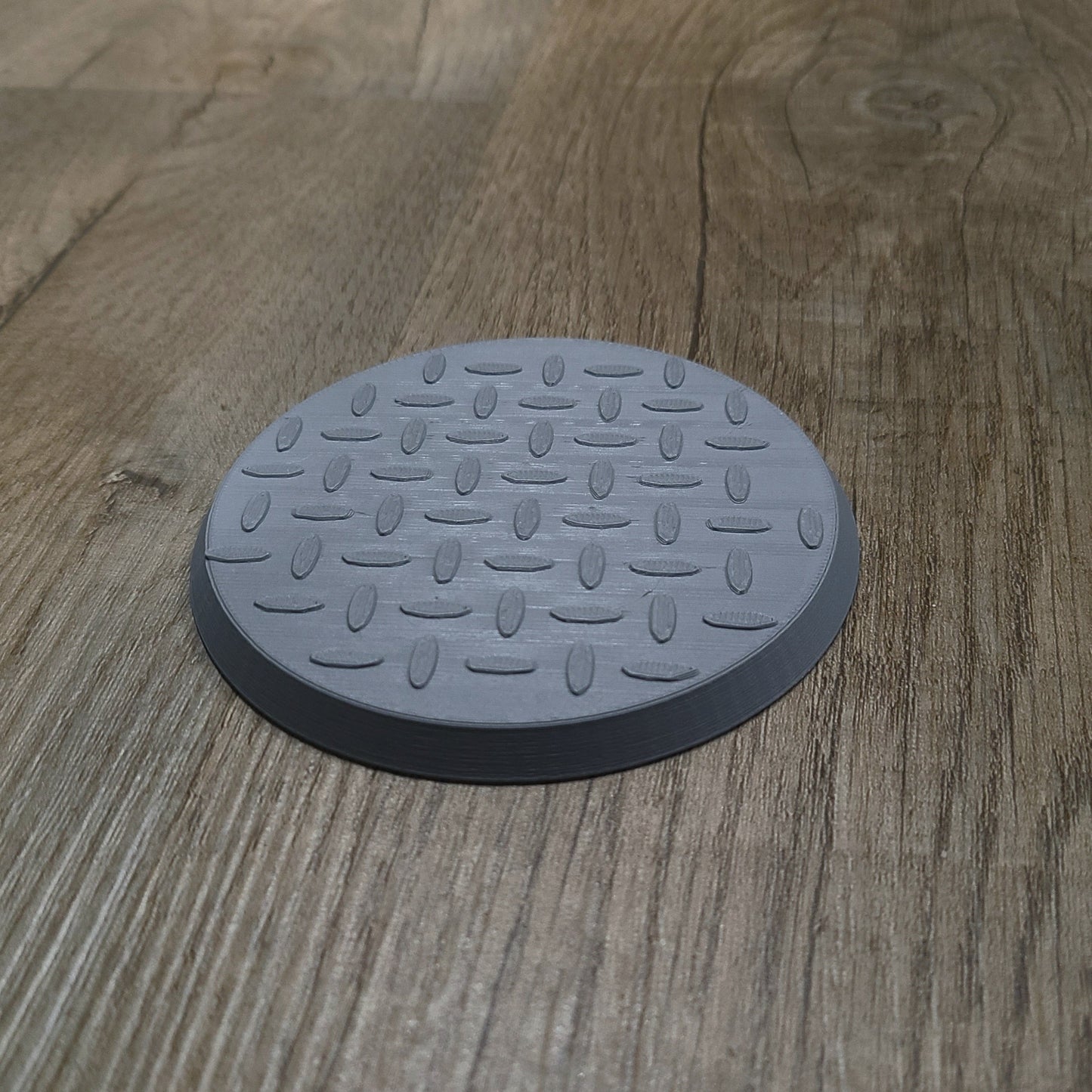 100mm Scenic Base - Diamond Plate