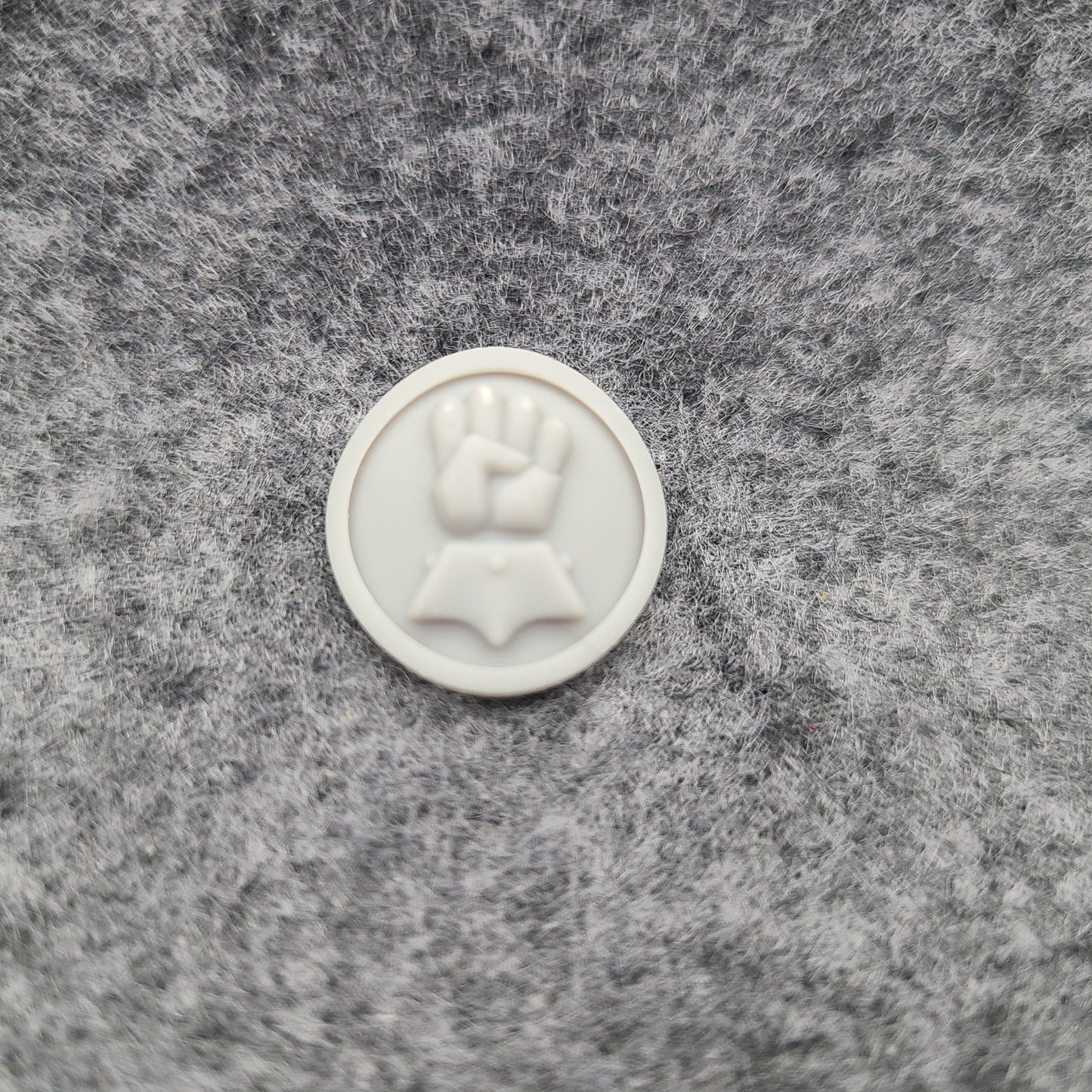 Monarch Fists Legion Shoulder Pad Decal for JoyToy Loyalist Marine Action Figures Custom 1:18th Scale Insignia