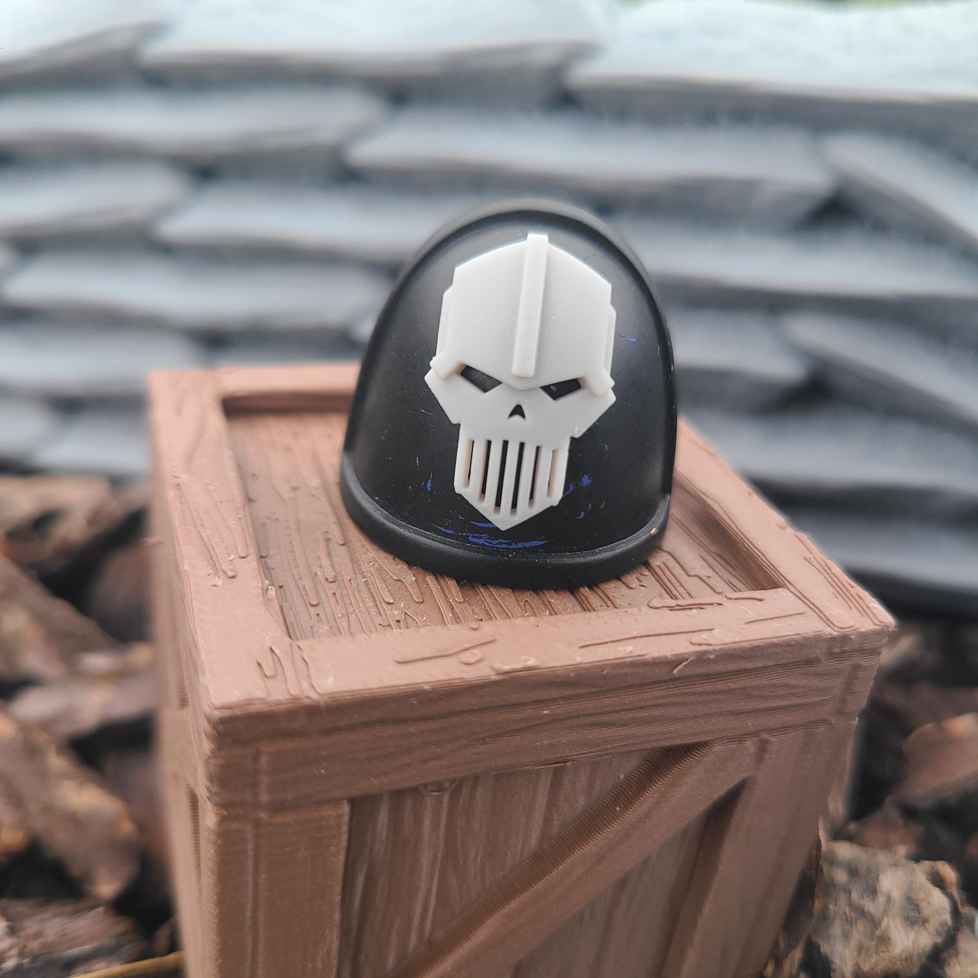 Iron Warriors Legion Shoulder Insignia Decal for JoyToy Traitor Marine Action Figure Custom 1:18th Scale Part