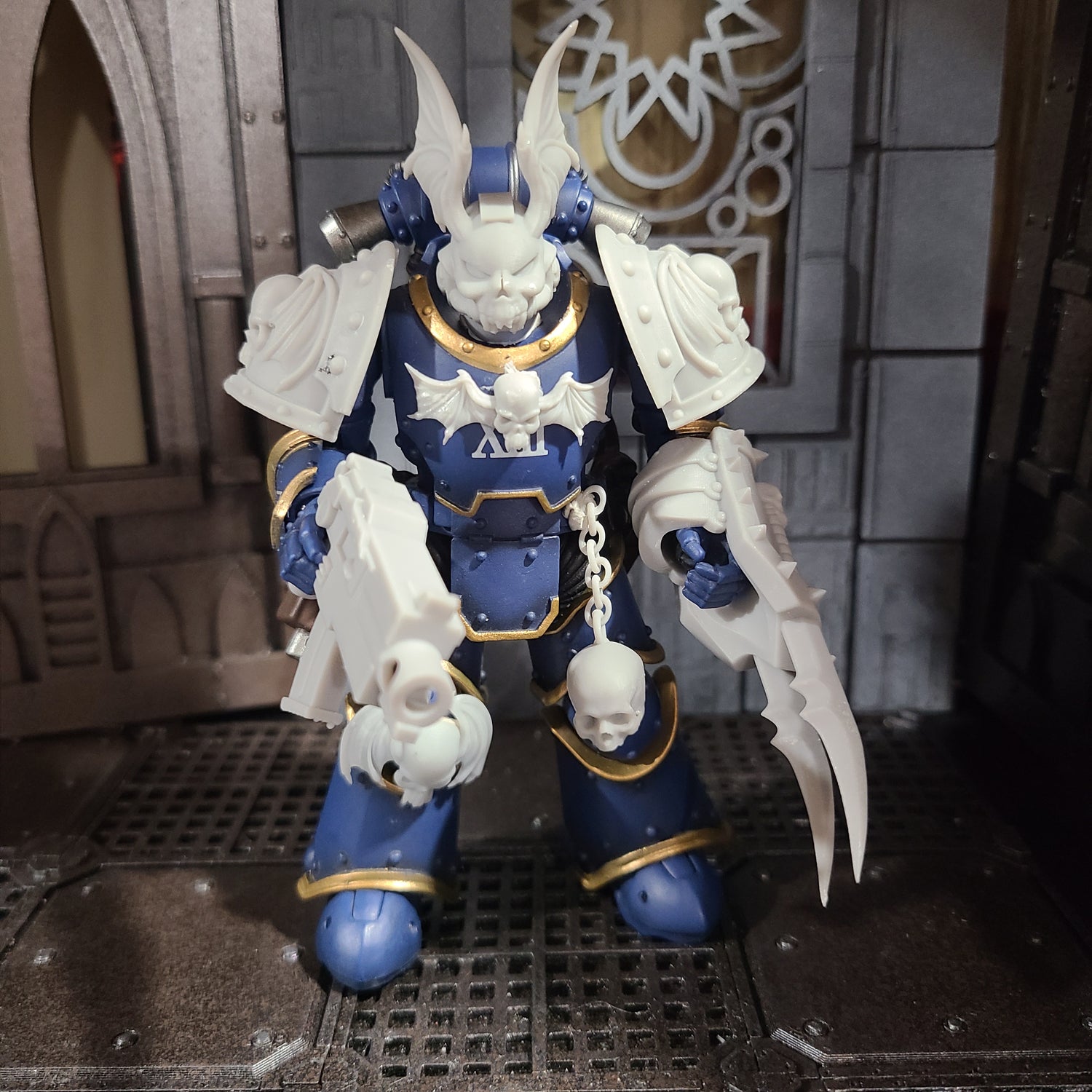 Night  Lords Legion Lightning Claw - Plain for JoyToy Traitor Legion Action Figures Custom 1:18th Scale Part