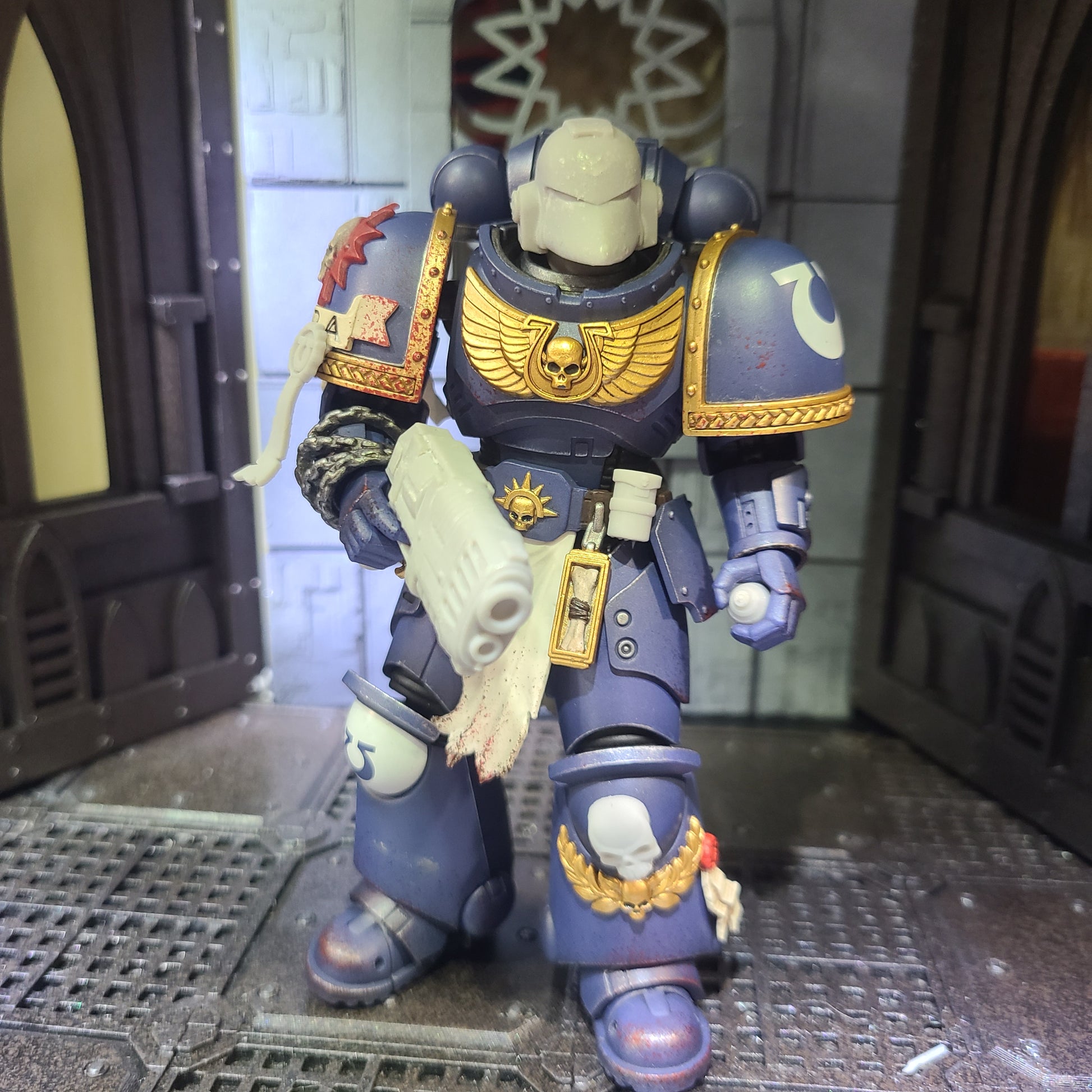 Retributors Chapter MKVI Helmet for JoyToy SM2 Sized Loyalists Marine Action Figures Custom 1:18th Scale Head Swap