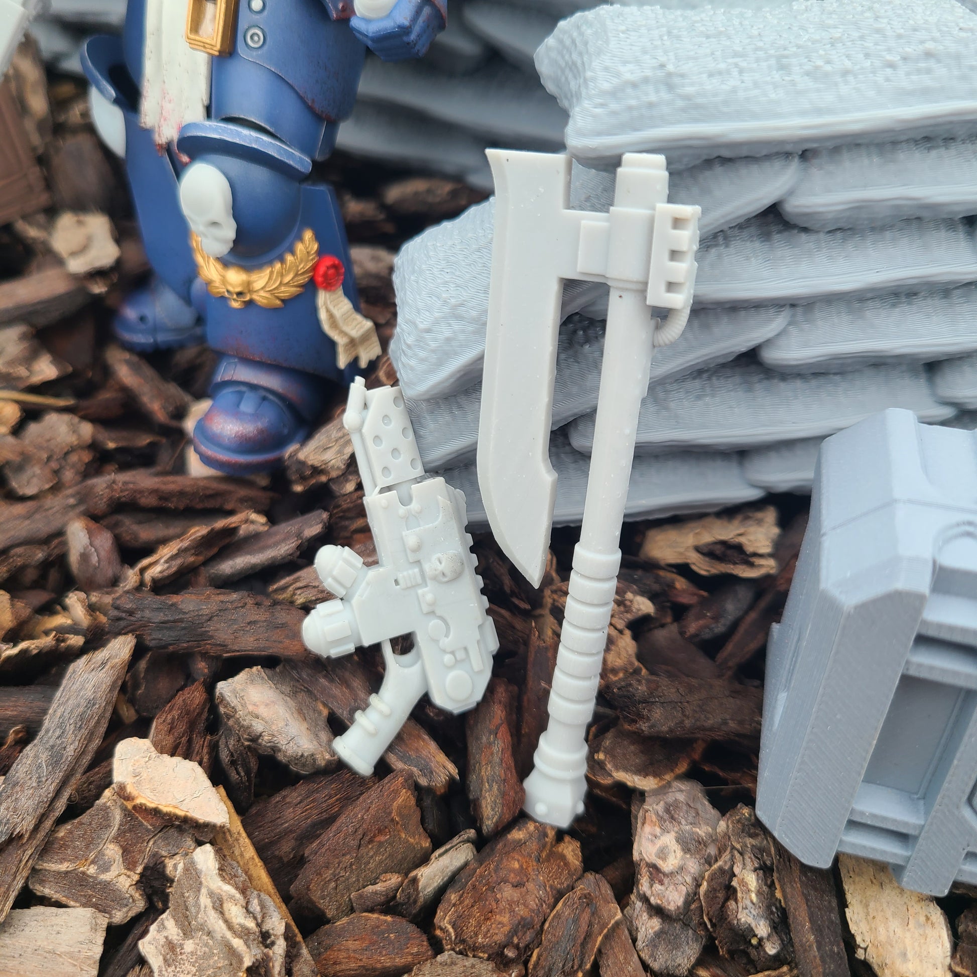 Energy Axe: Pre-Heresy Mars Pattern Glaive Axe for JoyToy Battle Marine Action Figures Custom 1:18th Scale Part