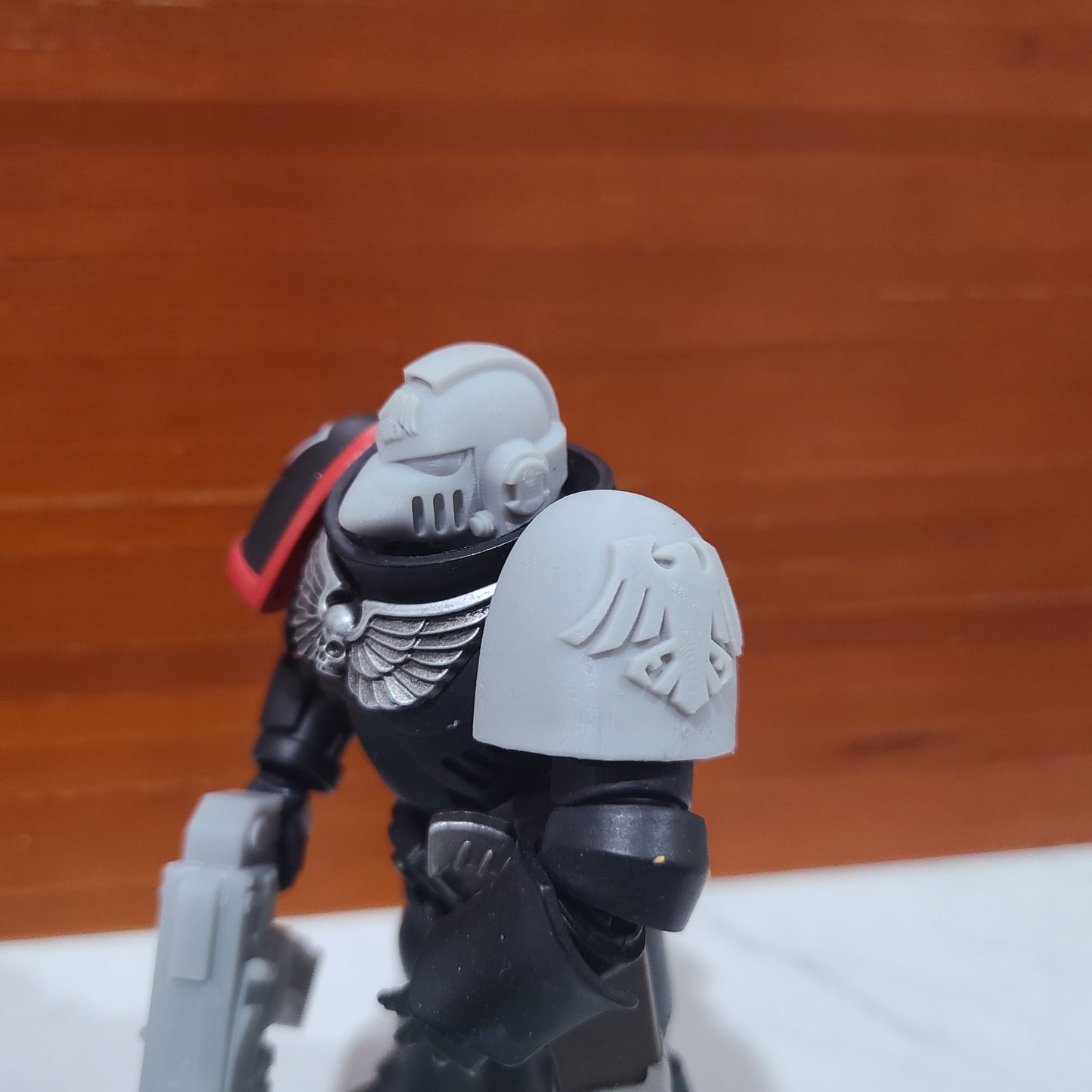Custom Raven Guard Helmet MKVI Corvus Ver. 01 for JoyToy Grimdark Marine Action Figures
