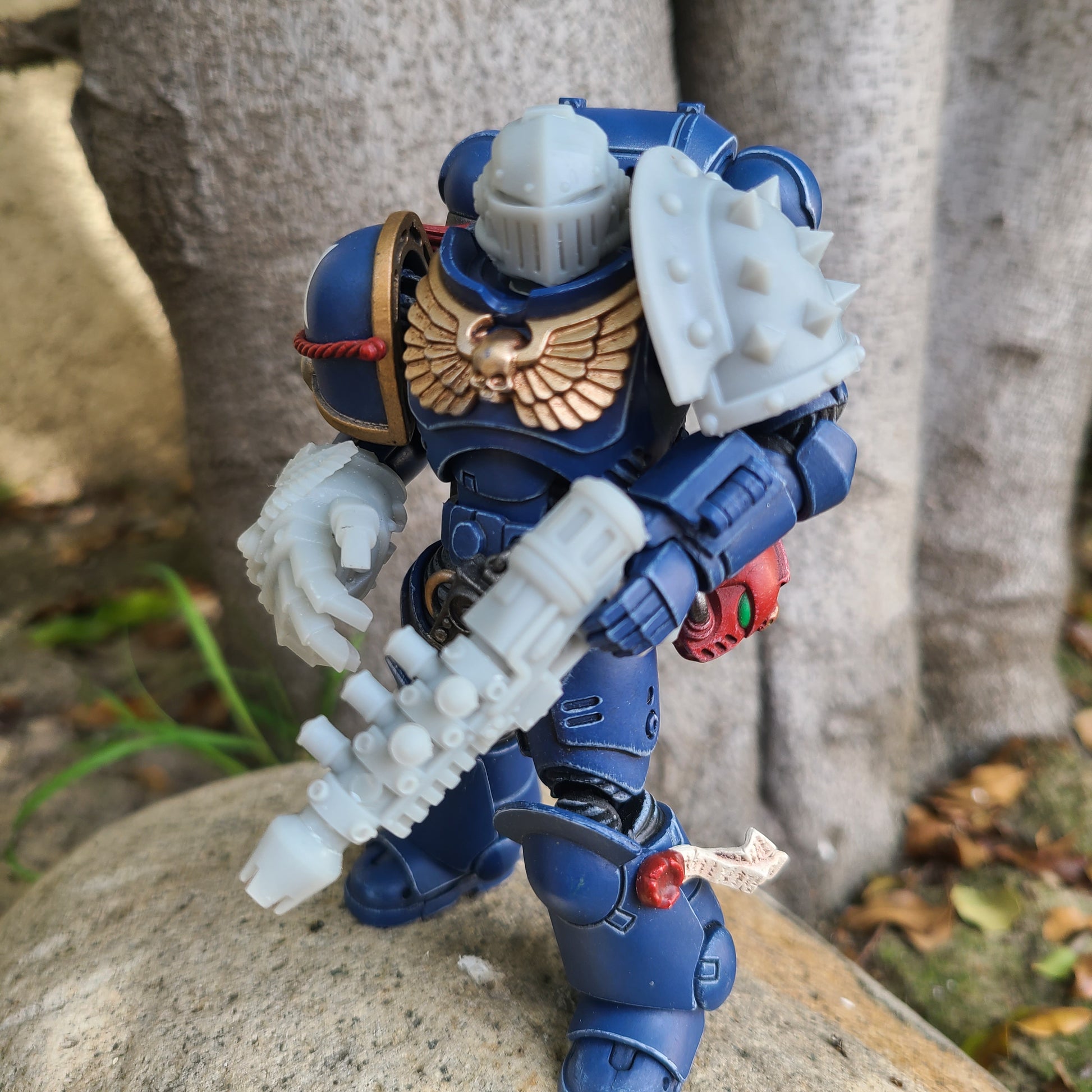 Gen: 3 V11 Pyramid Spike Shoulder Pad for JoyToy Grimdark Marine Action Figures