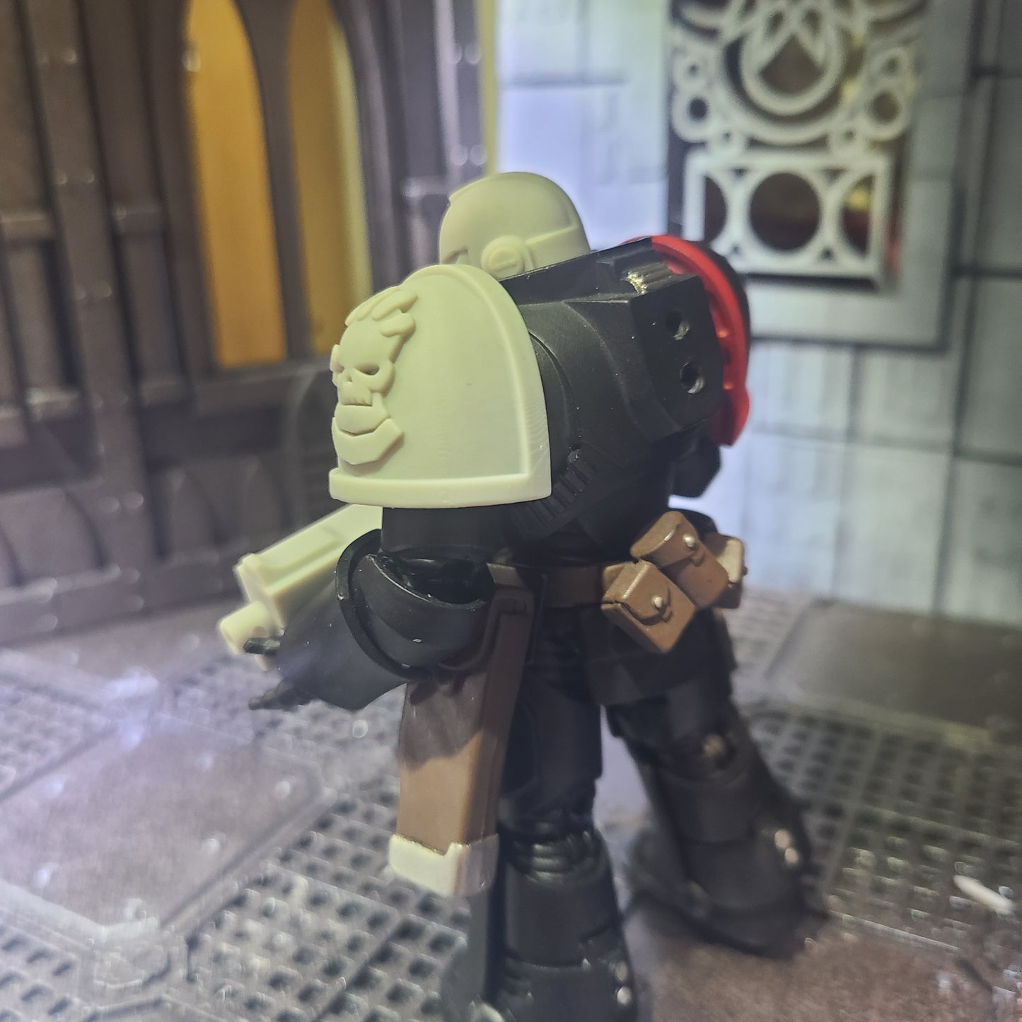 Retributors Chapter MK IV Shoulder Pad for JoyToy Loyalist Marine Action Figures Custom 1:18th Scale Pauldron