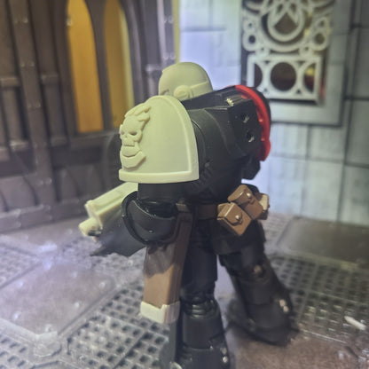 Retributors Chapter MK IV Shoulder Pad for JoyToy Loyalist Marine Action Figures Custom 1:18th Scale Pauldron