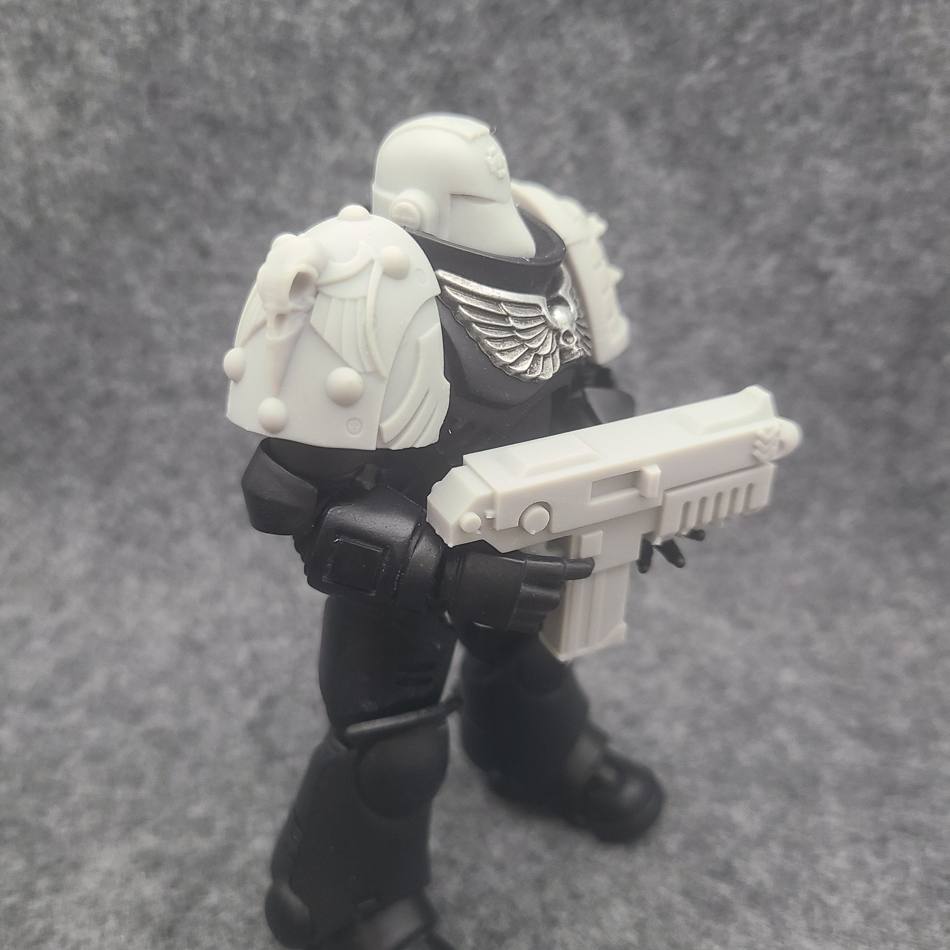 Raven Guard Legion MKVI Shoulder Pad Elite Molecular Bonding Studs 1a for JoyToy Loyalist Marine Action Figures Custom 1:18th Scale Pauldron