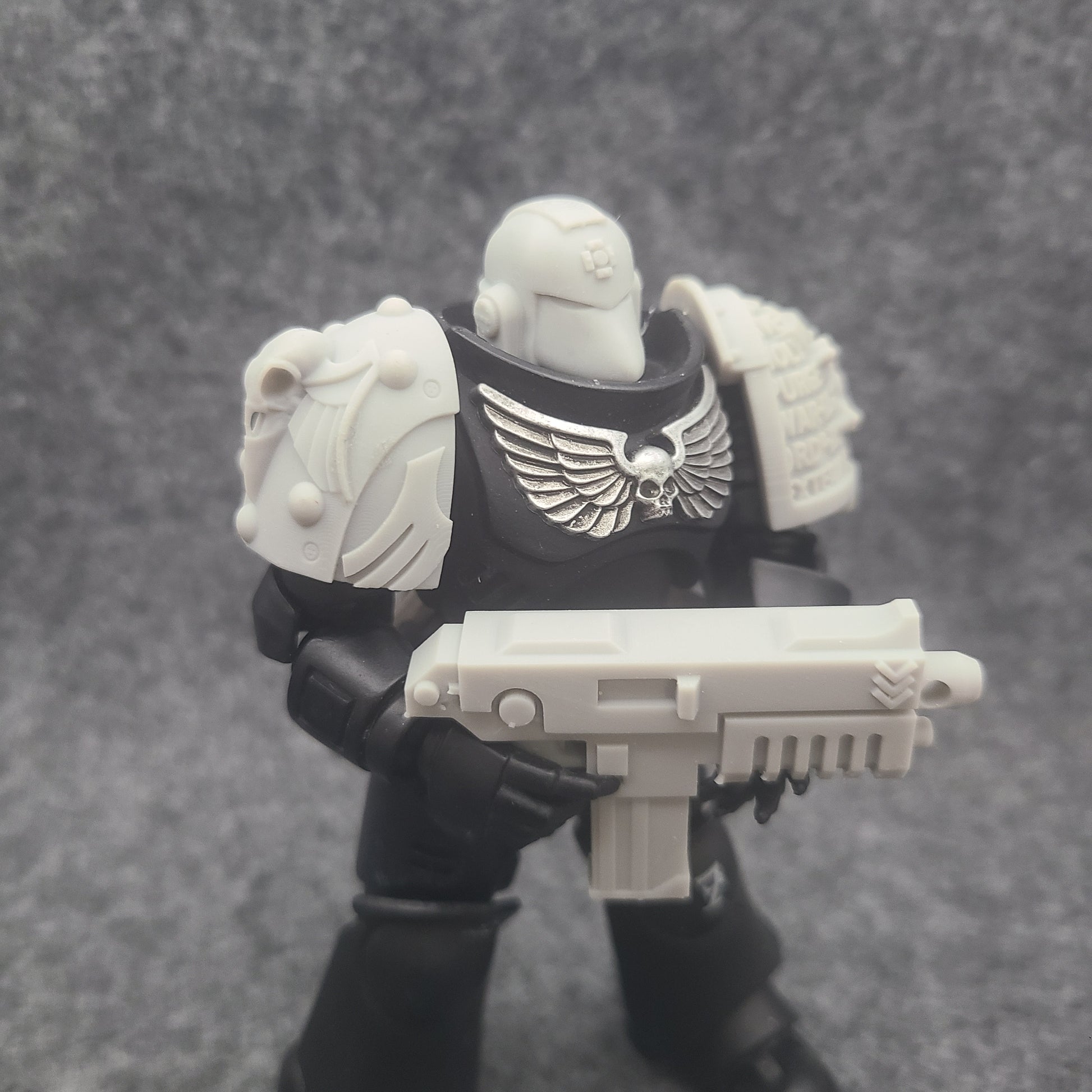 Raven Guard Legion MKVI Shoulder Pad Elite Molecular Bonding Studs 1a for JoyToy Loyalist Marine Action Figures Custom 1:18th Scale Pauldron