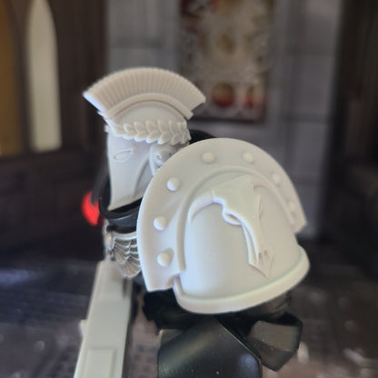 Minotaurs Chapter Helmet with Laurel and Crest for JoyToy Loyalist Marine Action Figure Custom 1:18th Scale Head