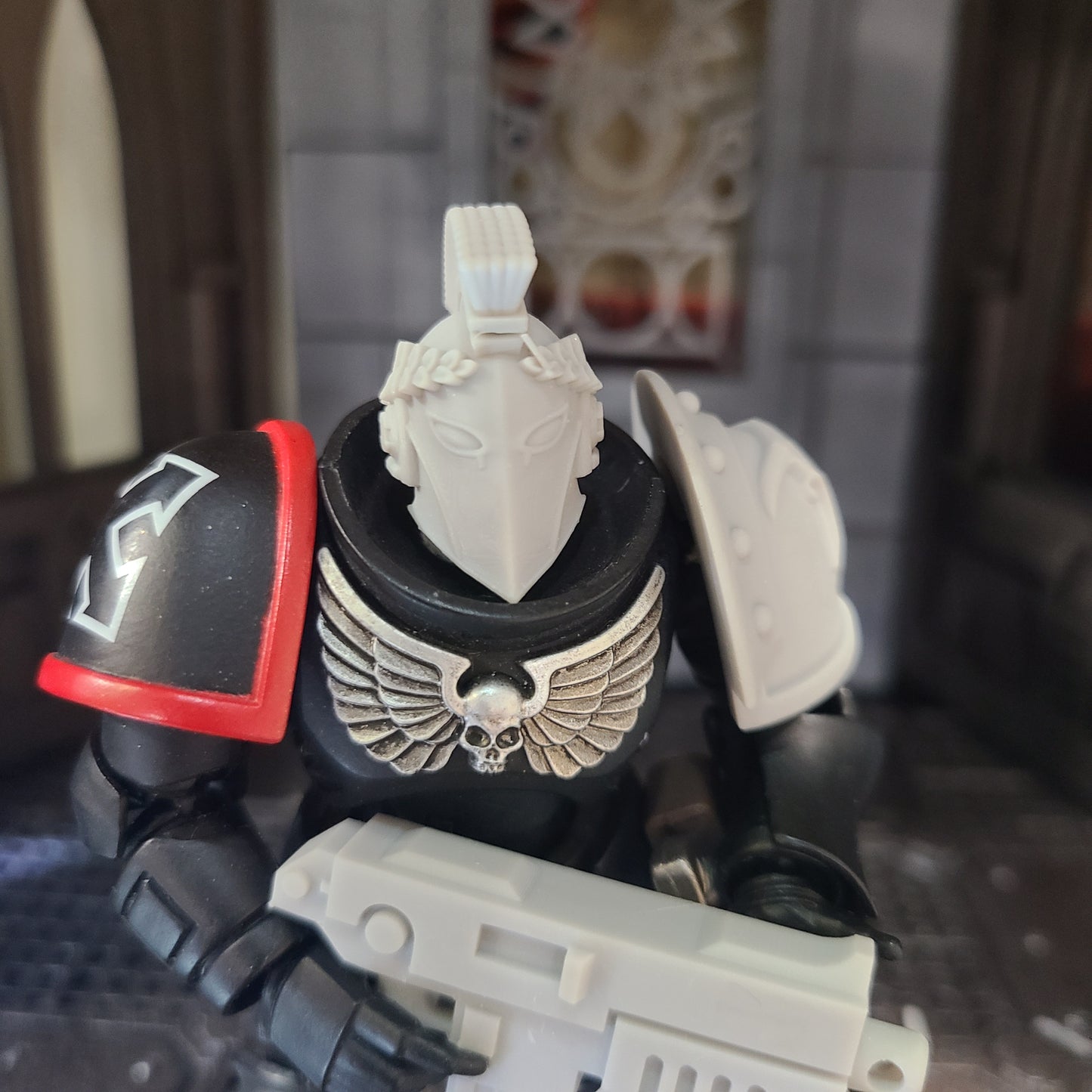 Minotaurs Chapter Helmet with Laurel and Crest for JoyToy Loyalist Marine Action Figure Custom 1:18th Scale Head