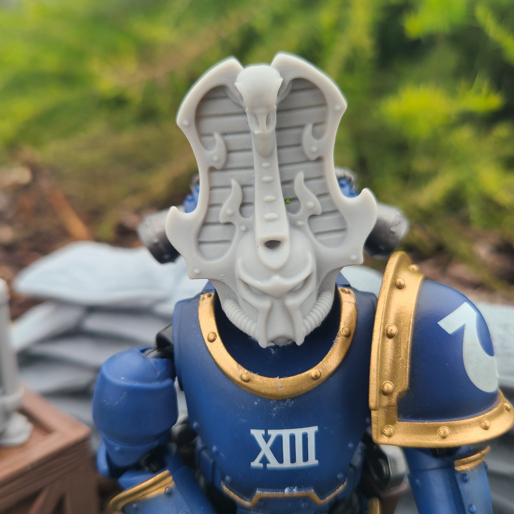 Thousand Sons Legion Rubric Helmet with Raven for JoyToy Battle Brother Marine Action Figures Custom 1:18th Scale Parts
