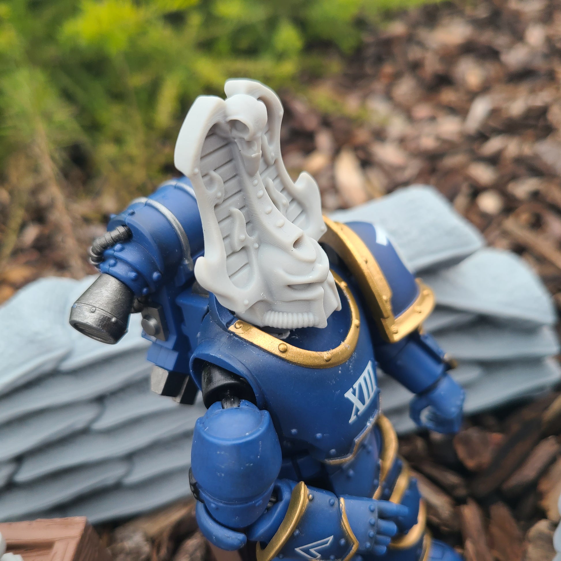 Thousand Sons Legion Rubric Helmet with Raven for JoyToy Battle Brother Marine Action Figures Custom 1:18th Scale Parts