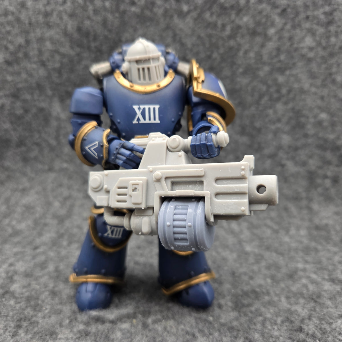 Heavy Assault Cannon with Drum Magazine custom resin heavy weapon kit compatible with JoyToy 1:18 scale armored action figures.