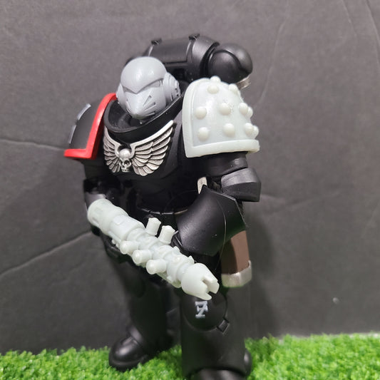 Space Marine MKVI Beaky Helmet Plain: Helmet Swap for JoyToy Grimdark Marine 1:18 Scale 4" Action Figures