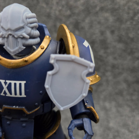 Battle Warrior Shoulder Pad Heraldry Shield Ver. 5 custom resin armor accessory compatible with JoyToy 1:18 scale armored action figures.