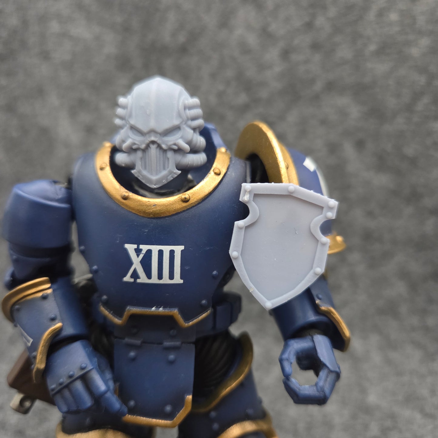 Battle Warrior Shoulder Pad Heraldry Shield Ver. 5 custom resin armor accessory compatible with JoyToy 1:18 scale armored action figures.