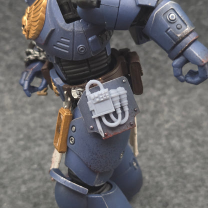 Combat Medic Medi-Pack Needle Scanner resin accessory compatible with JoyToy 1:18 scale armored action figures for custom sci-fi medic and battlefield support figure upgrades.