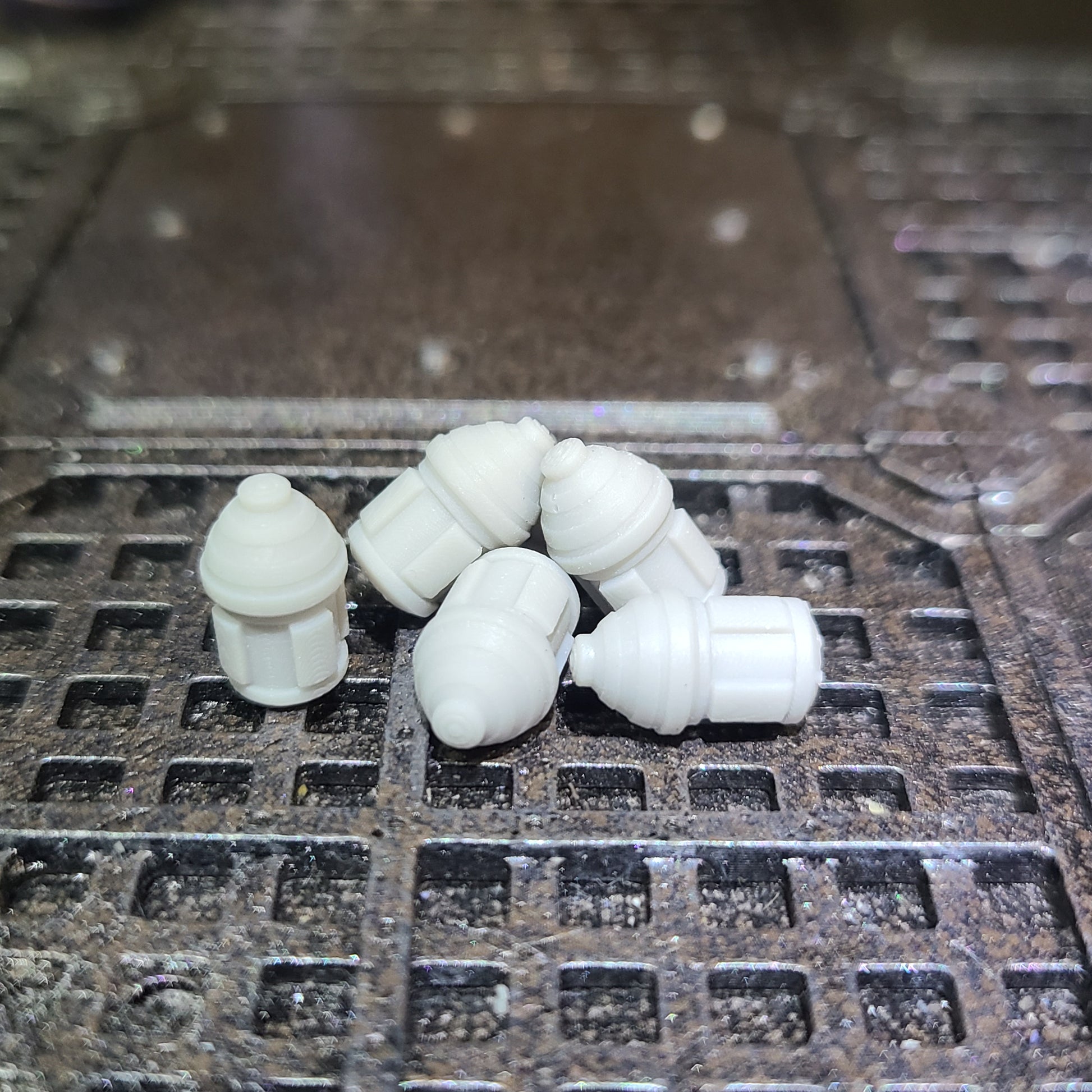 Five Rad Grenades custom resin accessories compatible with JoyToy 1:18 scale armored action figures.